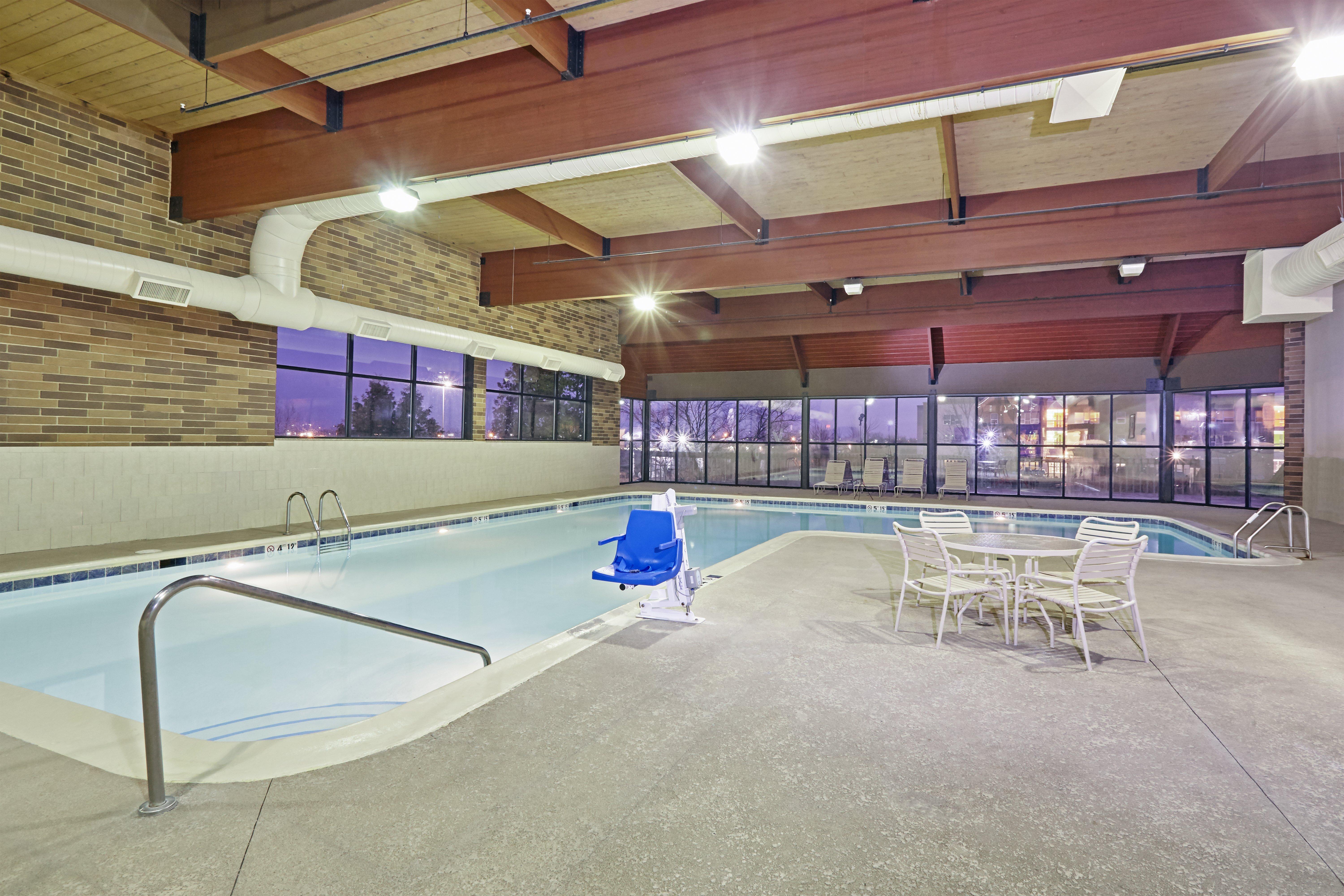 Holiday Inn Chicago Matteson Conference Center, An Ihg Hotel Экстерьер фото